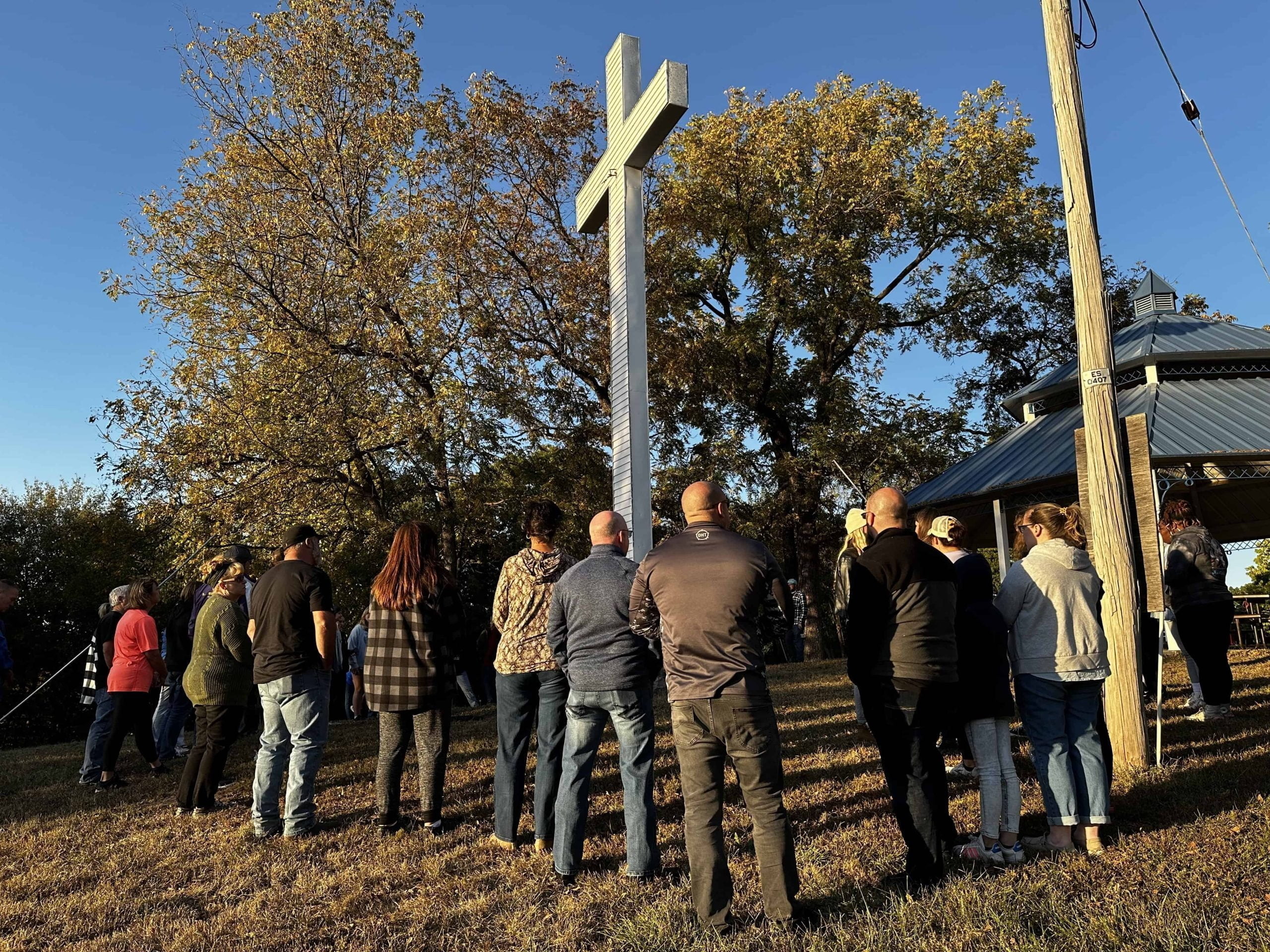 Citizens Pray for Community Healing on Siloam Mountain